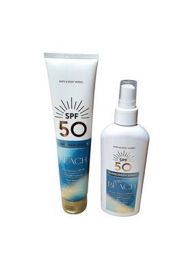 AT THE BEACH WATER RESISTANT SUNSCREEN LOTION & SPRAY SET SPF50 BATH BODY WORKS